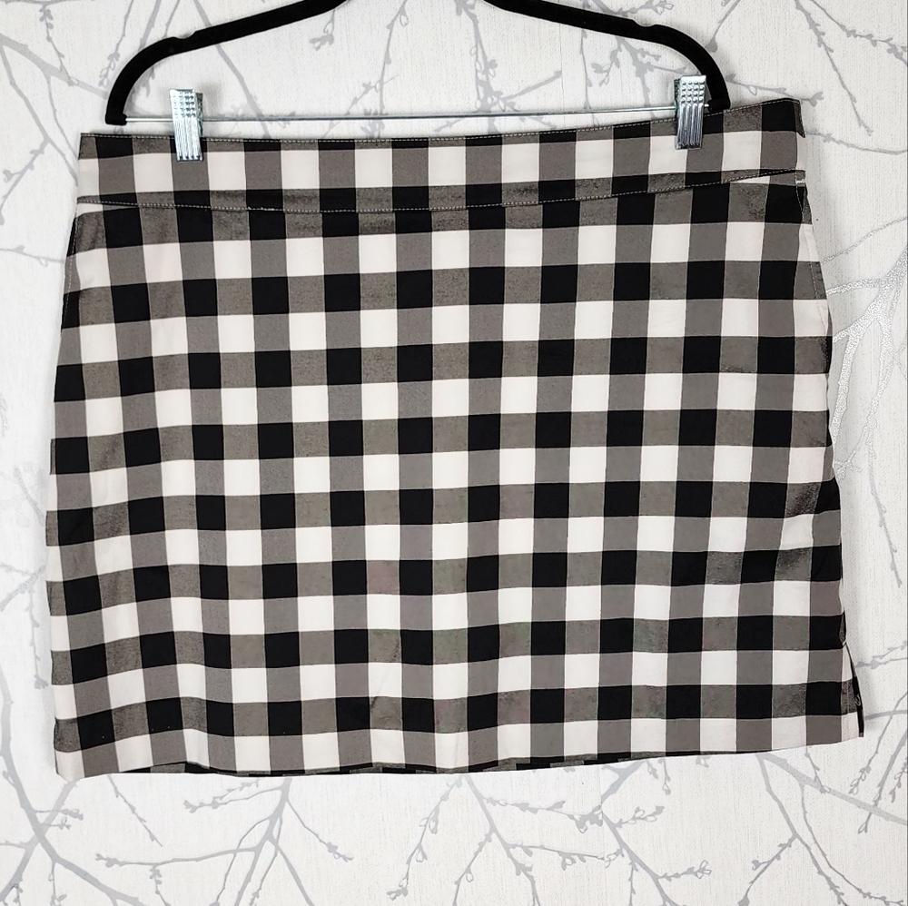 Izod Black White Gingham Checks Mini Skort
